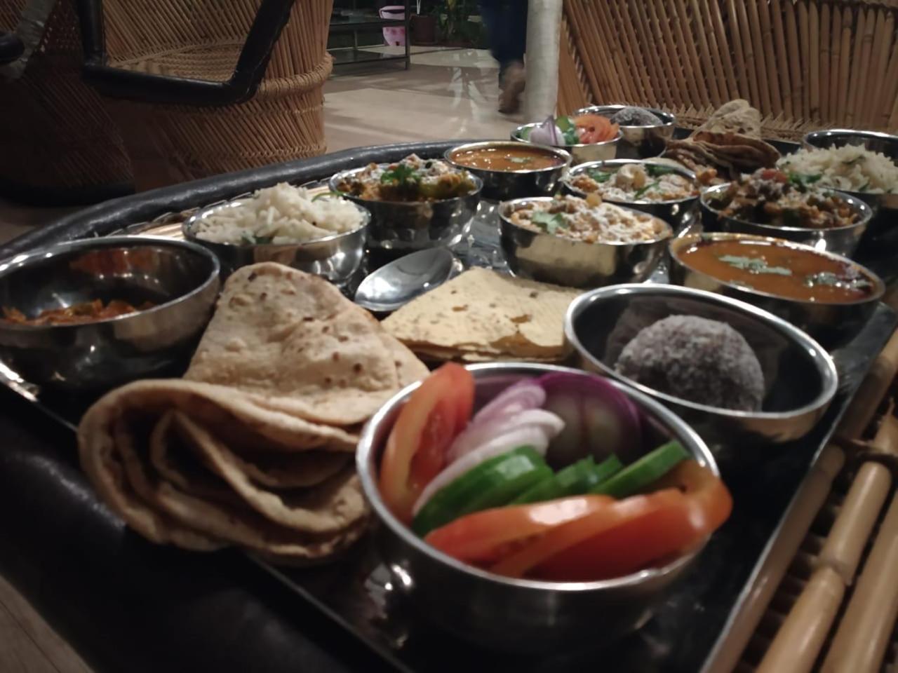 Pushkar Vela Resort エクステリア 写真