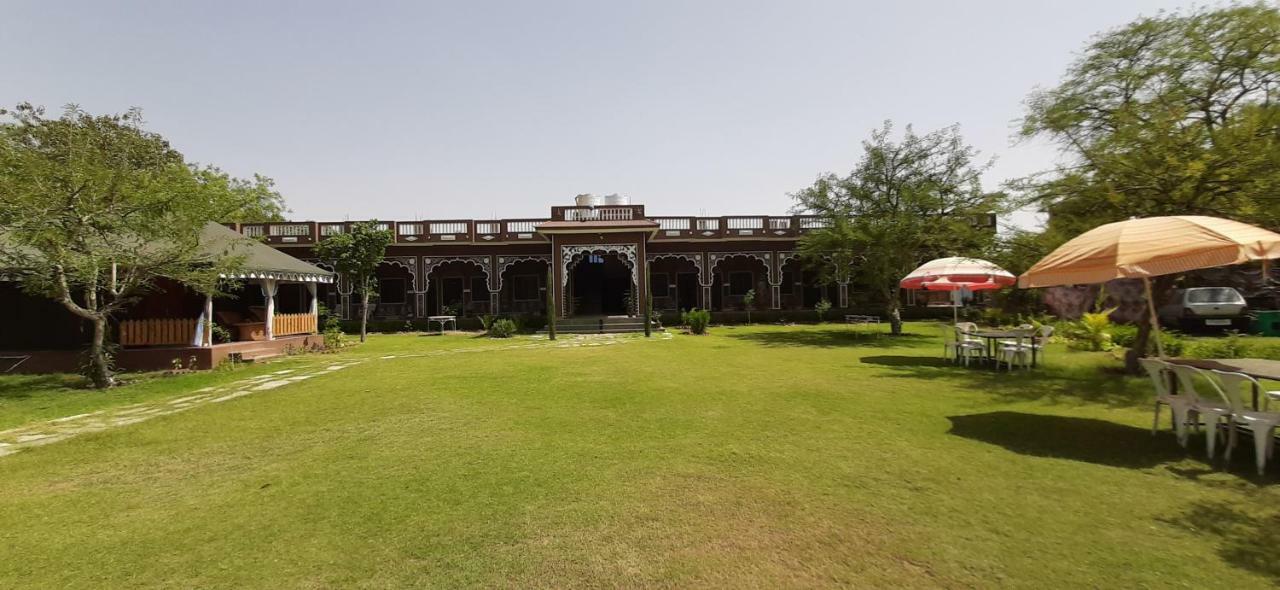 Pushkar Vela Resort エクステリア 写真